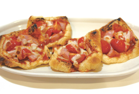 Meiho ham pizza-style fried in oil