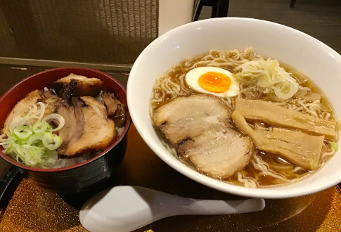 Noodles and grilled CHA-SHU (roasted pork) rice bowl small size