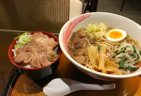 ristle noodles and grilled HIDA pork rice bowl small size