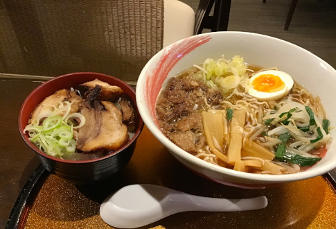 Gristle noodles and grilled CHA-SHU (roasted pork) rice bowl small size