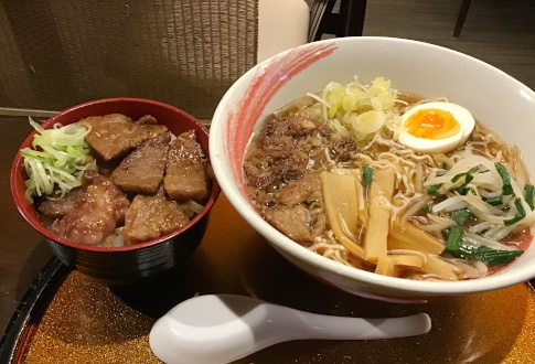Gristle noodles and grilled HIDA beef KALBI rice bowl small size
