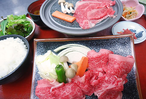 飛騨牛ローススライス石焼き御膳