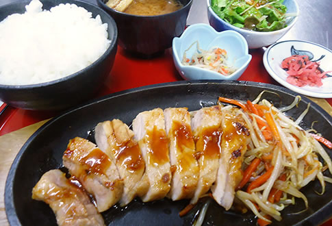 飛騨ポークジンジャーステーキ御膳